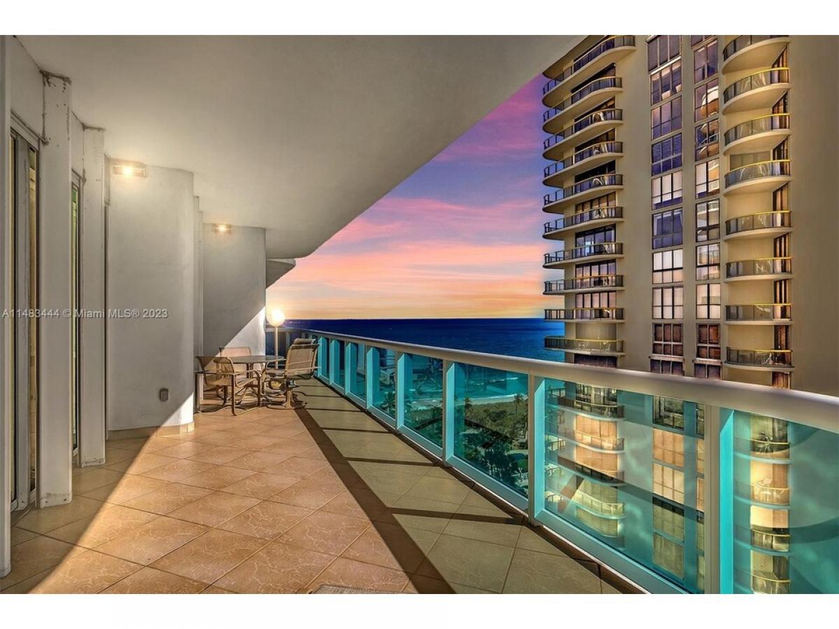 Picture of Home For Sale in Bal Harbour, Florida, United States