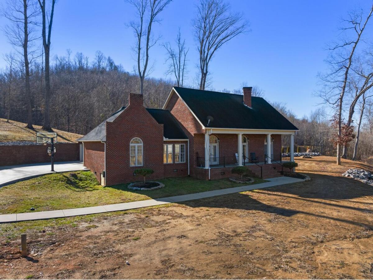Picture of Home For Sale in White Pine, Tennessee, United States