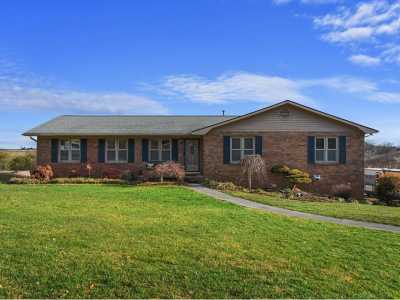 Home For Sale in Talbott, Tennessee