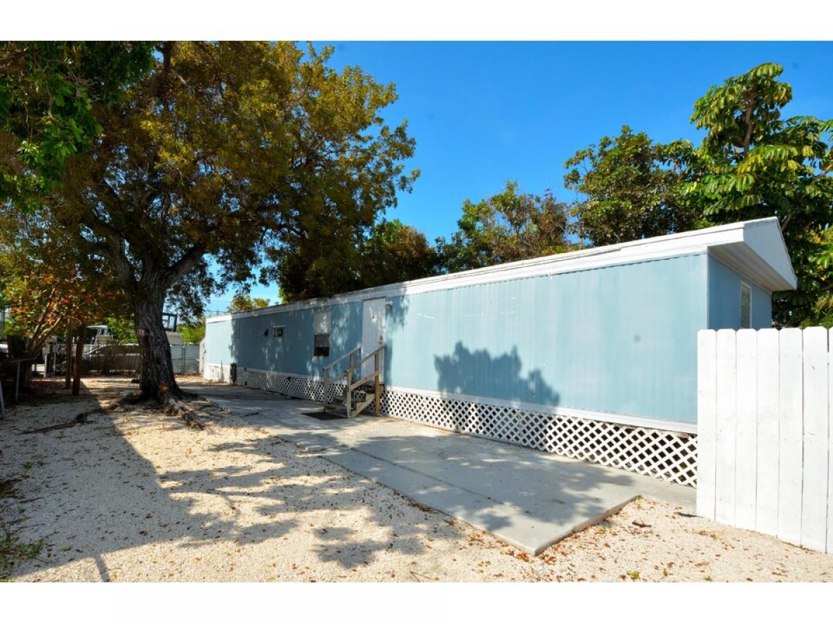 Picture of Home For Sale in Stock Island, Florida, United States