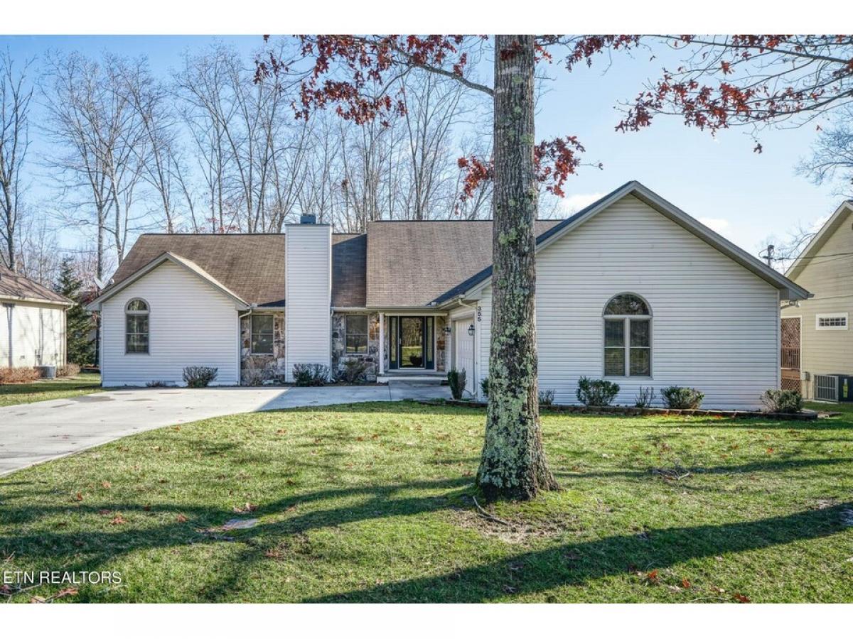 Picture of Home For Sale in Fairfield Glade, Tennessee, United States