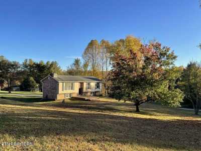 Home For Sale in Pikeville, Tennessee