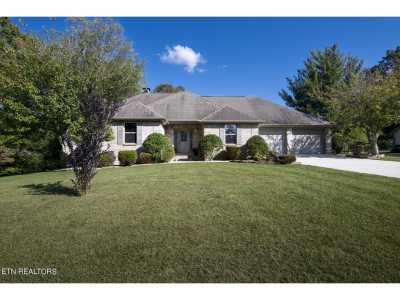 Home For Sale in Crossville, Tennessee