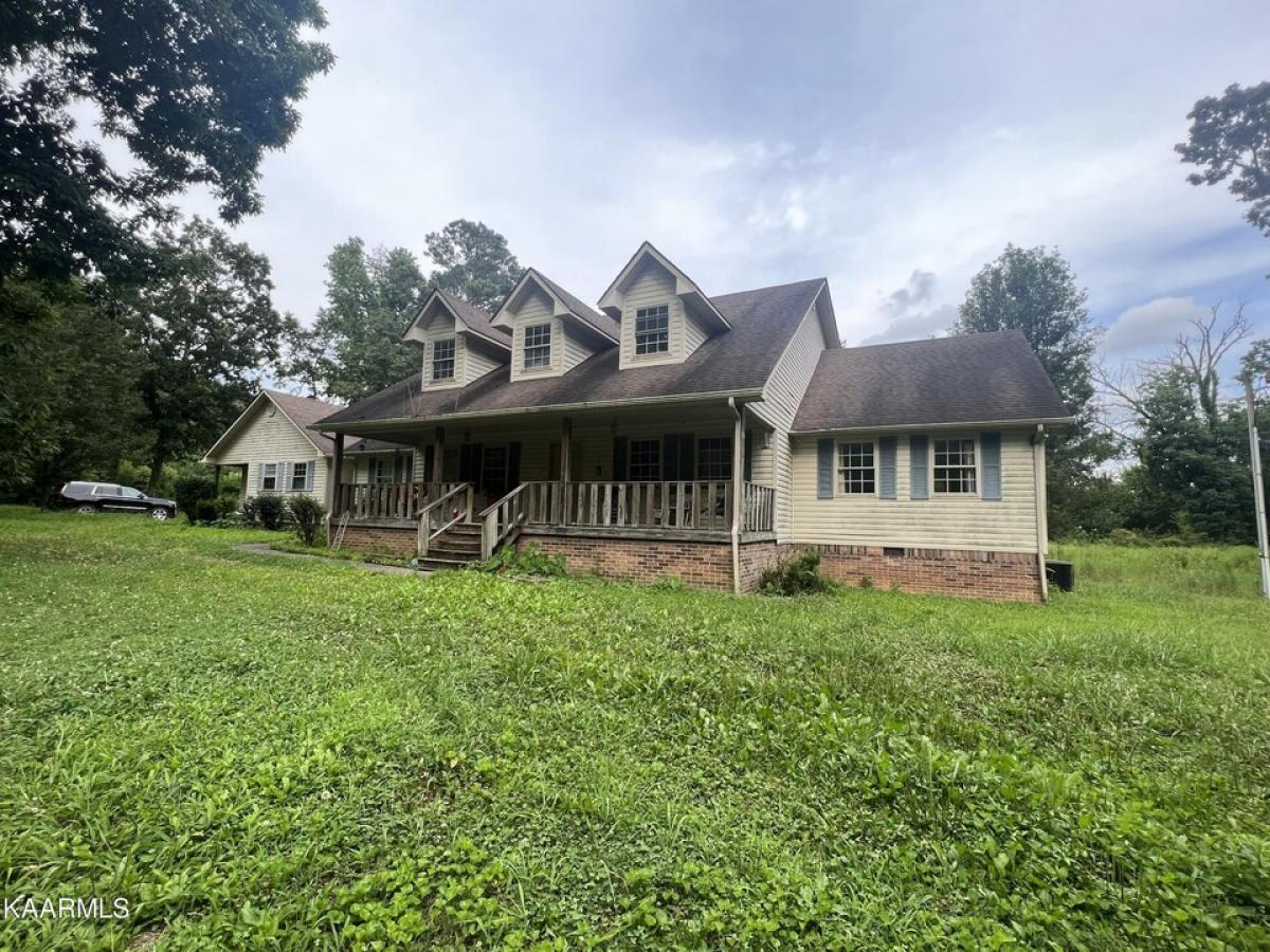 Picture of Home For Sale in Etowah, Tennessee, United States
