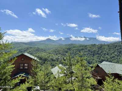 Home For Sale in Gatlinburg, Tennessee