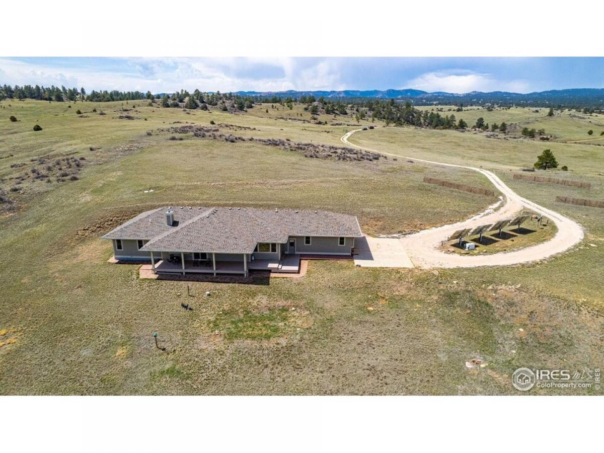 Picture of Home For Sale in Livermore, Colorado, United States