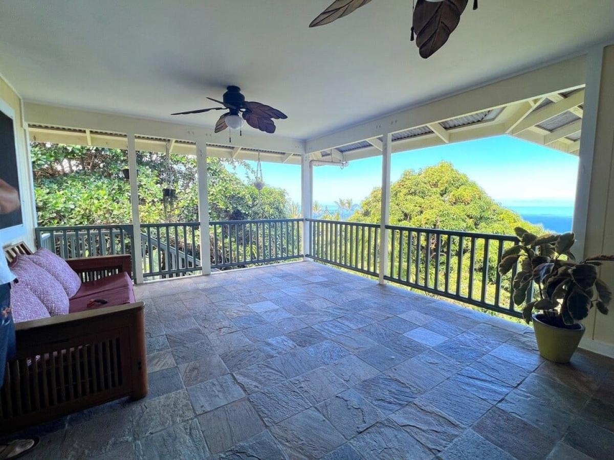 Picture of Home For Sale in Captain Cook, Hawaii, United States