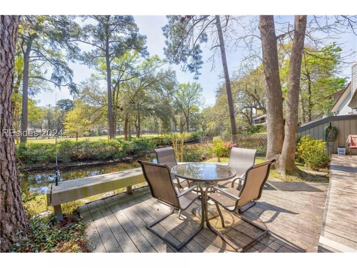 Picture of Home For Sale in Hilton Head Island, South Carolina, United States