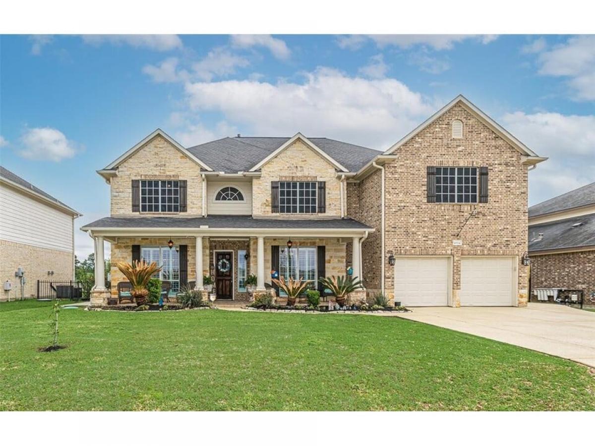 Picture of Home For Sale in Tomball, Texas, United States