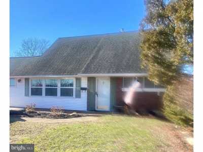 Home For Sale in Levittown, Pennsylvania