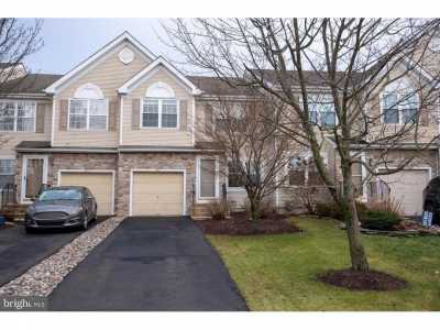 Home For Sale in Newtown, Pennsylvania