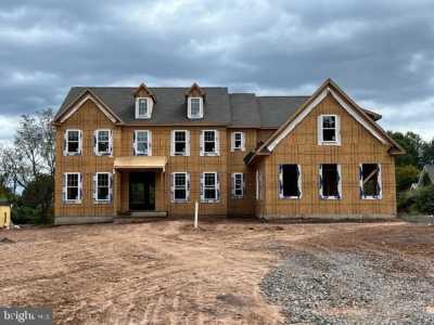 Home For Sale in Ivyland, Pennsylvania