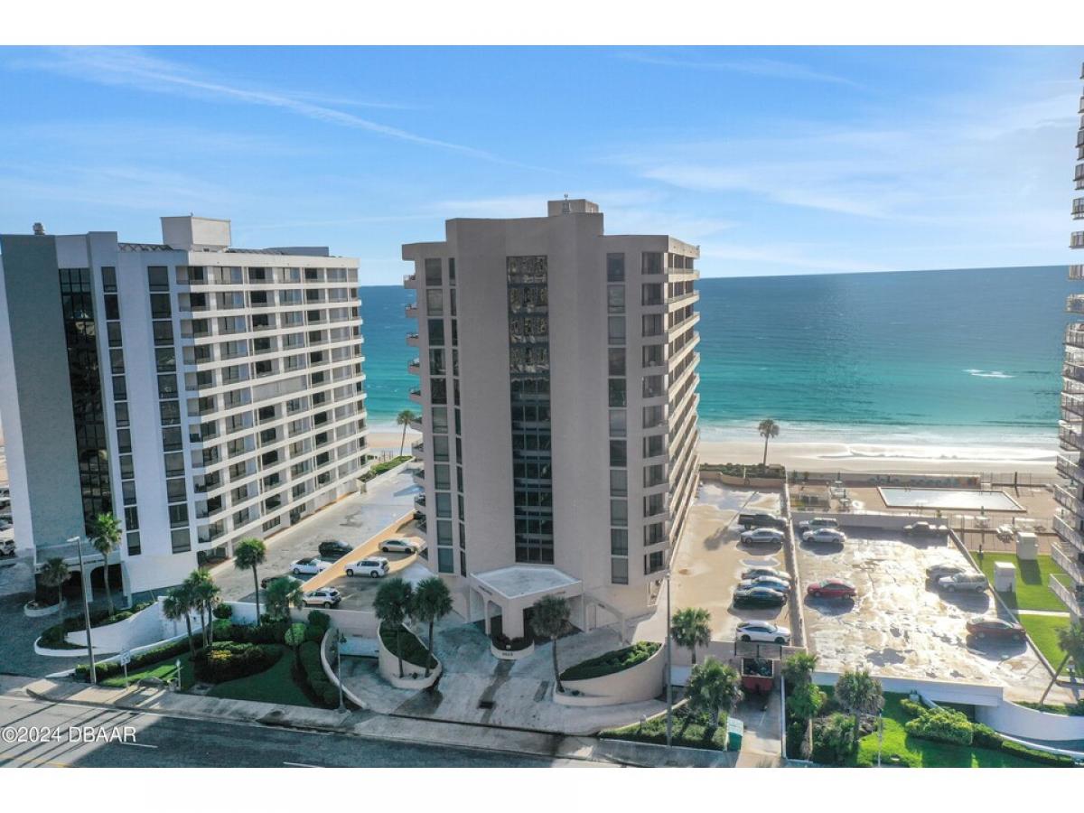 Picture of Home For Sale in Daytona Beach Shores, Florida, United States
