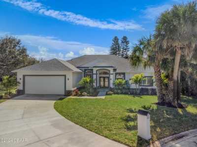 Home For Sale in Ponce Inlet, Florida