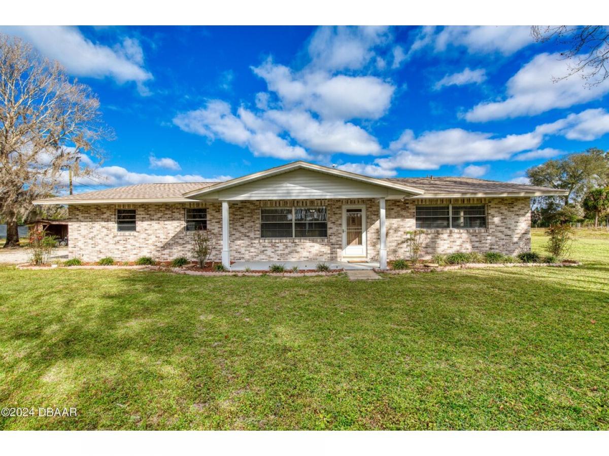 Picture of Home For Sale in Pierson, Florida, United States