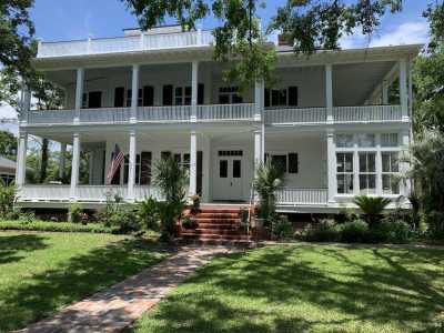 Home For Sale in Sullivans Island, South Carolina