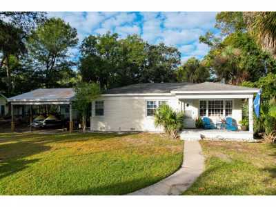 Home For Sale in Isle of Palms, South Carolina