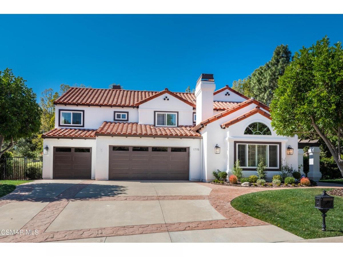 Picture of Home For Sale in Westlake Village, California, United States