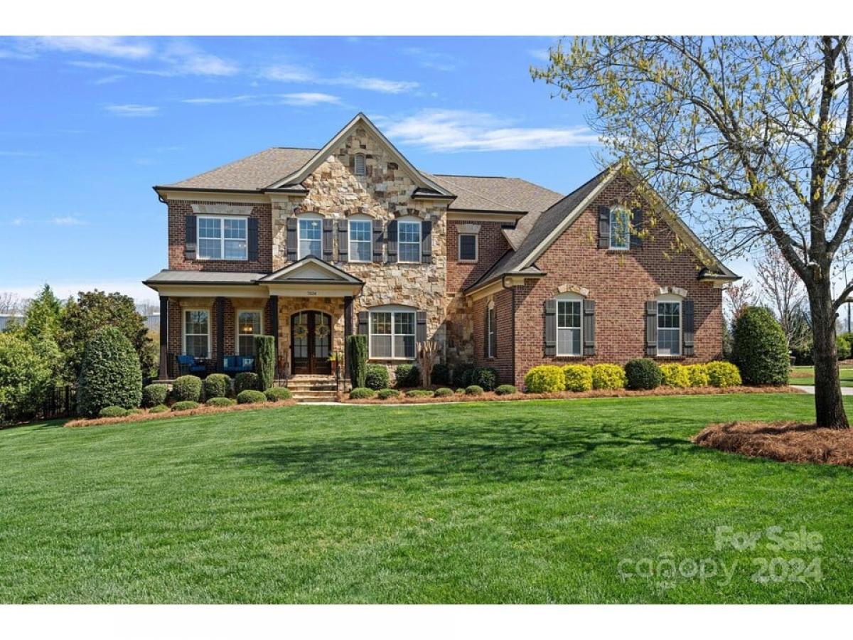 Picture of Home For Sale in Weddington, North Carolina, United States