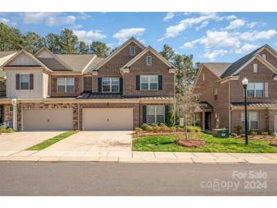 Home For Sale in Fort Mill, South Carolina