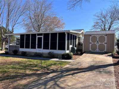 Home For Sale in New London, North Carolina