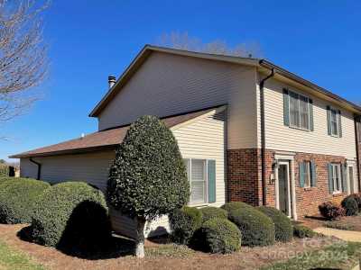 Home For Sale in Hickory, North Carolina