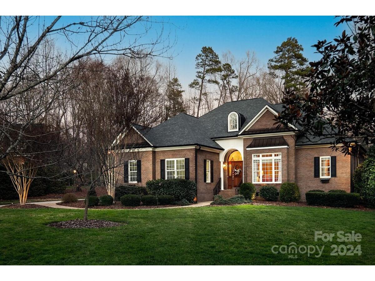 Picture of Home For Sale in Albemarle, North Carolina, United States