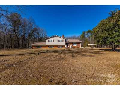 Home For Sale in Pauline, South Carolina
