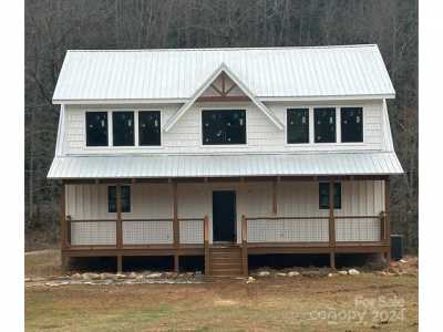 Home For Sale in Cullowhee, North Carolina
