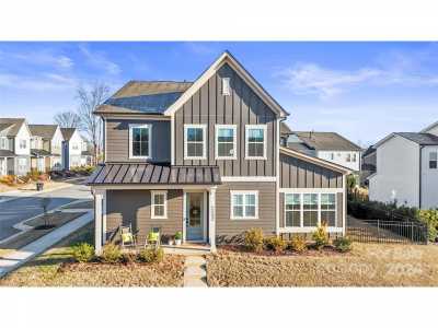 Home For Sale in Davidson, North Carolina