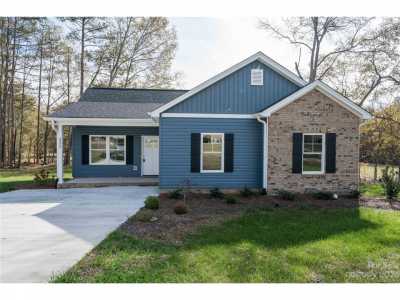 Home For Sale in Grover, North Carolina