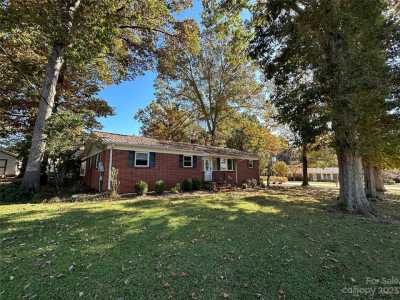 Home For Sale in Conover, North Carolina