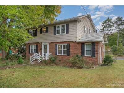 Home For Sale in Charlotte, North Carolina
