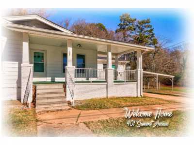 Home For Sale in Albemarle, North Carolina