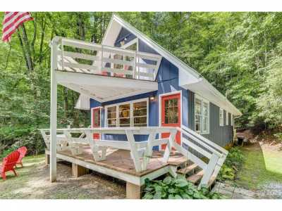 Home For Sale in Whittier, North Carolina