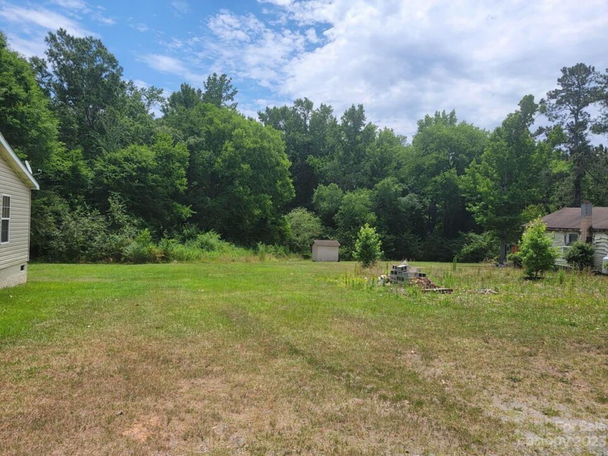 Picture of Home For Sale in Polkton, North Carolina, United States
