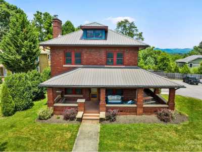 Multi-Family Home For Sale in Asheville, North Carolina