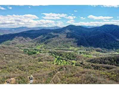 Home For Sale in Maggie Valley, North Carolina