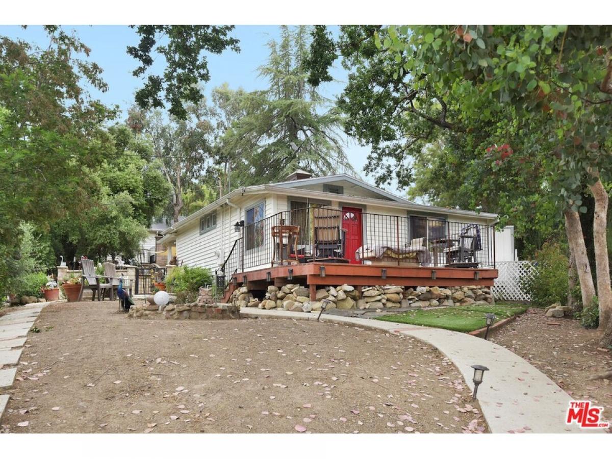 Picture of Home For Sale in Agoura, California, United States