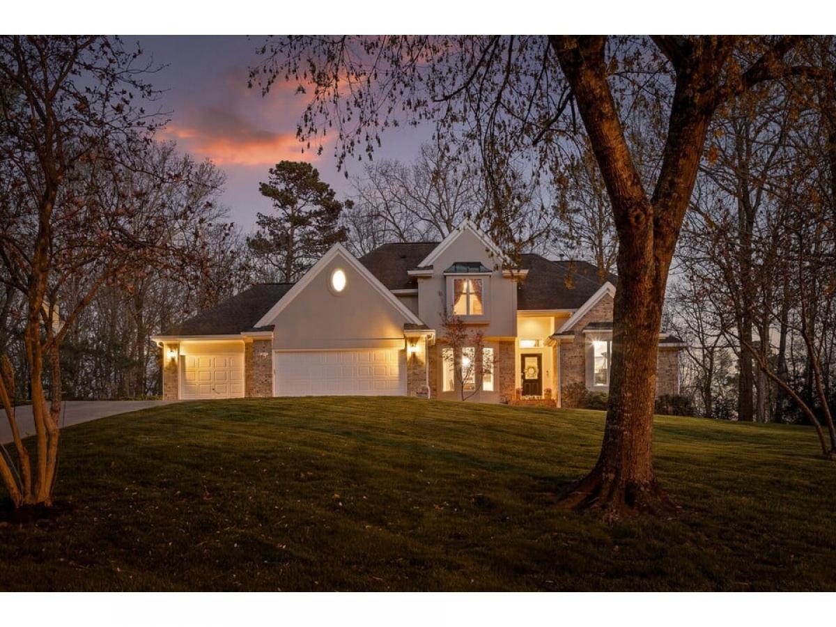 Picture of Home For Sale in Cleveland, Tennessee, United States