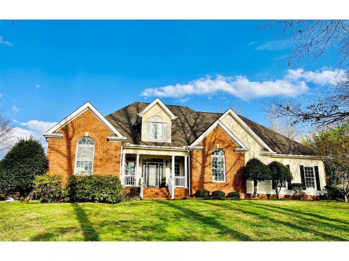 Picture of Home For Sale in Rock Spring, Georgia, United States