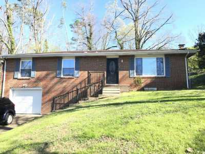 Home For Sale in Rossville, Georgia