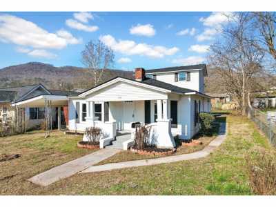 Home For Sale in South Pittsburg, Tennessee