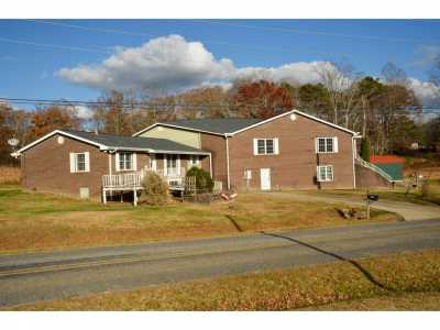 Home For Sale in Bryant, Alabama