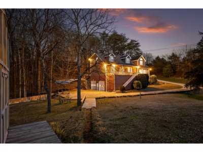 Home For Sale in Harrison, Tennessee