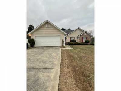 Home For Sale in Calhoun, Georgia