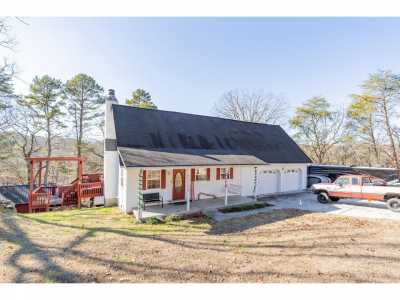 Home For Sale in Rossville, Georgia
