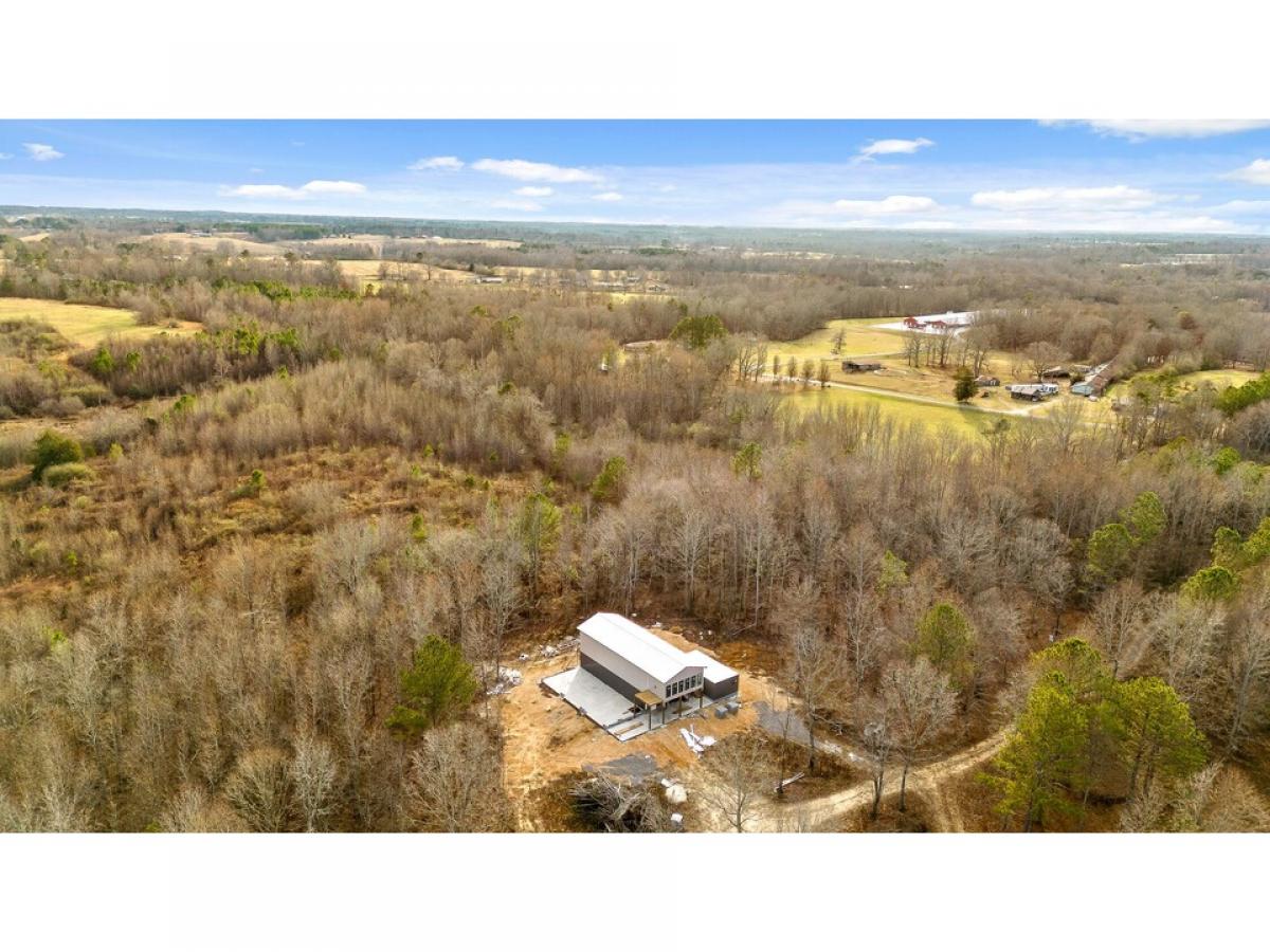 Picture of Home For Sale in Pisgah, Alabama, United States
