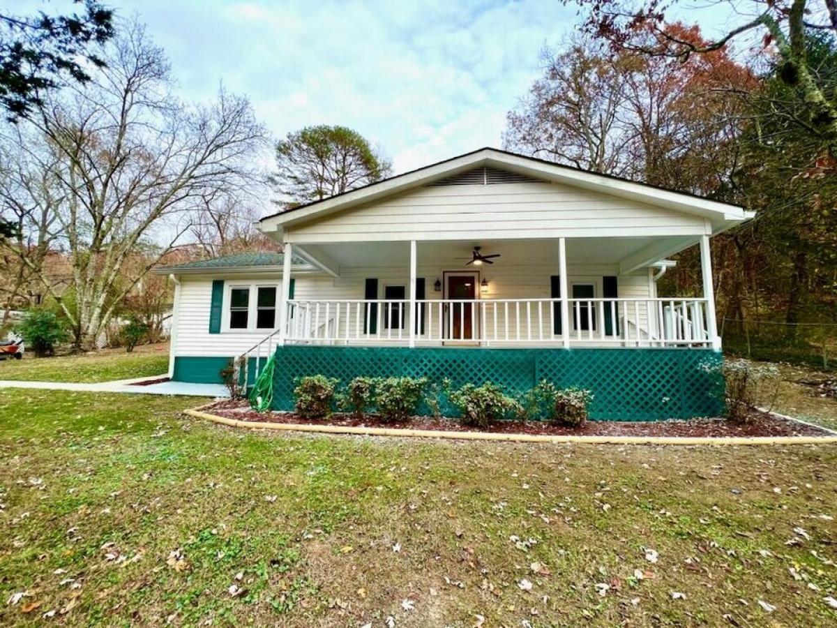 Picture of Home For Sale in Rossville, Georgia, United States