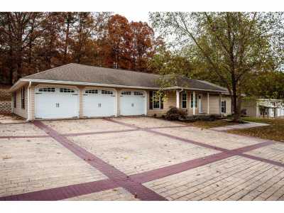 Home For Sale in Bridgeport, Alabama